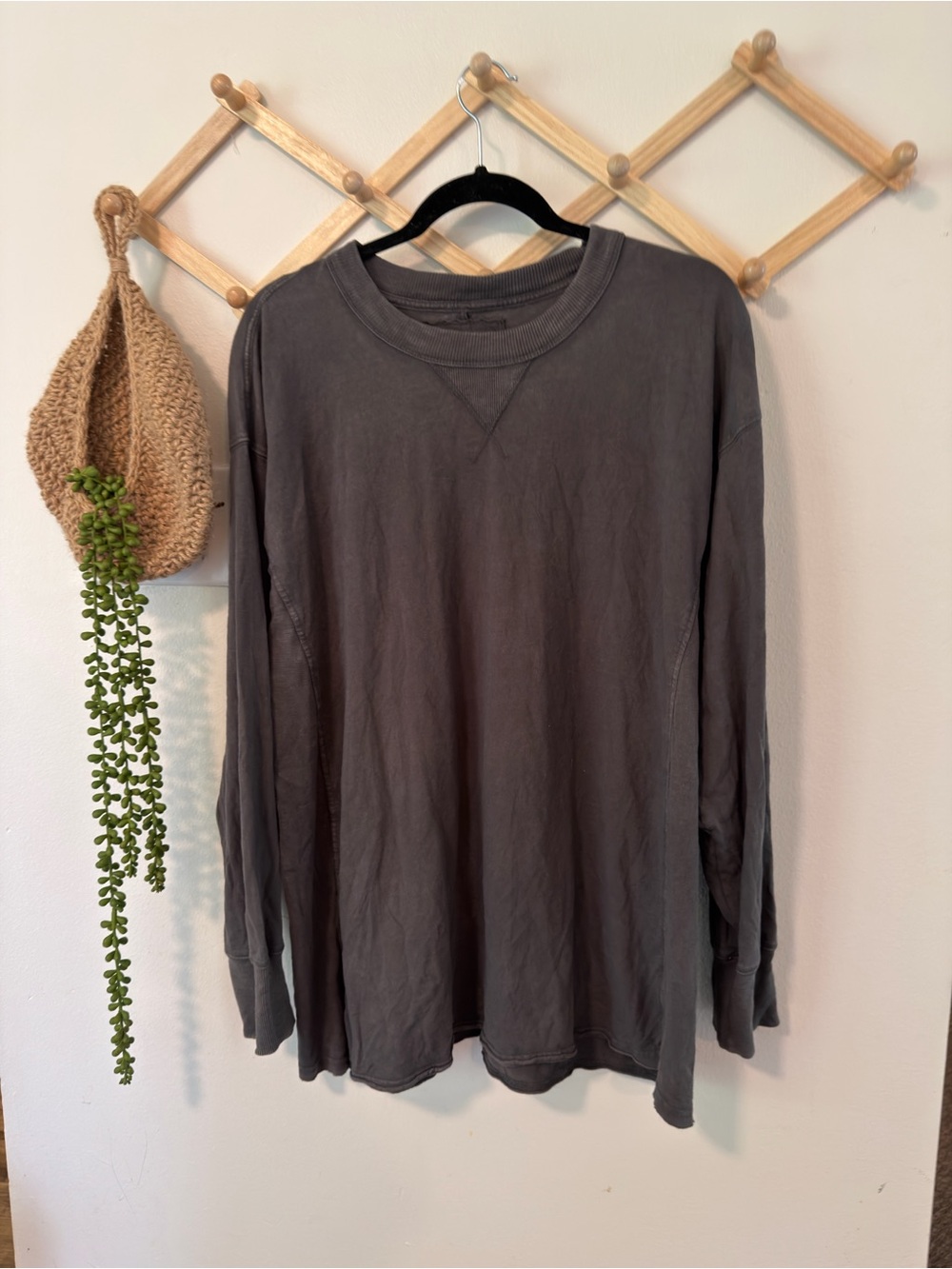 Aerie Cozy Oversized Boyfriend Long Sleeve T-Shirt Tee L Gray